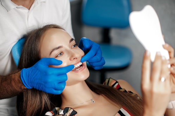 How An Experienced Cosmetic Dentist Can Help You Prepare For An Event