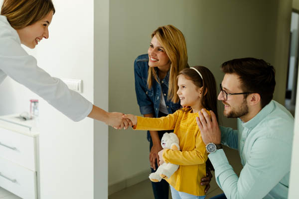 When To Take A Child To A Family Dentist